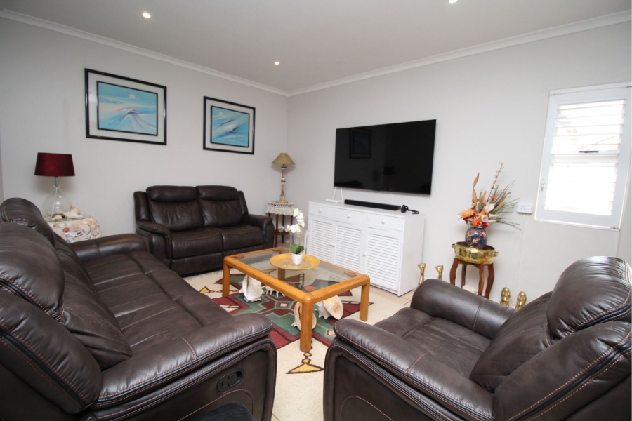3 Bedroom Property for Sale in Country Club Western Cape